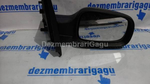 De vanzare oglinda dreapta RENAULT CLIO III (2005-) Benzina second hand