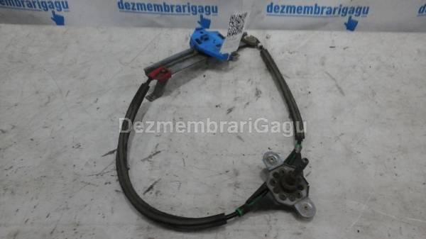 De vanzare macara geam ds FORD MONDEO II (1996-2000)