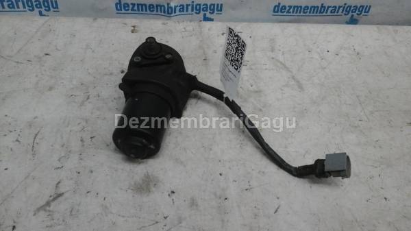 Motoras stergator fata Renault 20