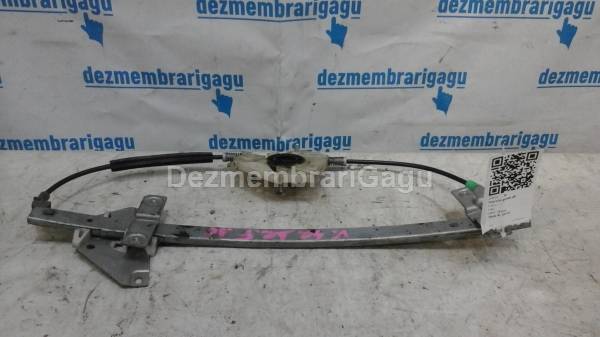 De vanzare macara geam df VOLVO V40