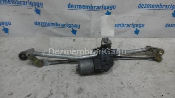 Motoras stergator fata Audi 200