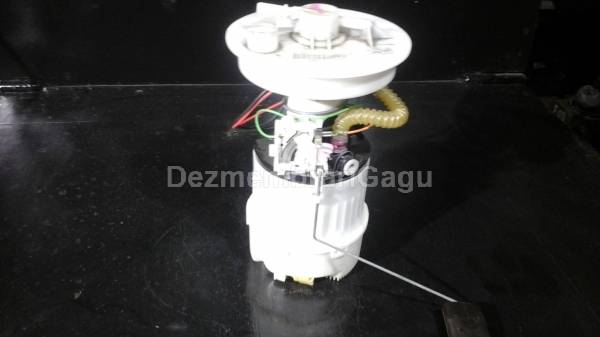 De vanzare pompa benzina MAZDA 3 Benzina
