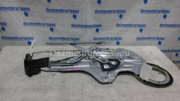 De vanzare broasca usa df KIA CERATO