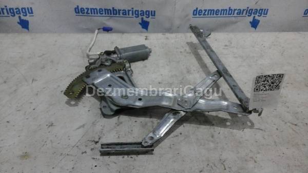 De vanzare macara geam ss SUBARU FORESTER (2002-)