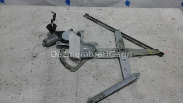 De vanzare macara geam sf TOYOTA AURIS