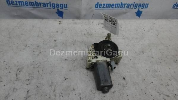 De vanzare motoras macara geam df MERCEDES C-CLASS / 203 (2000-)
