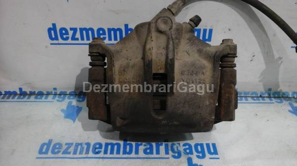 De vanzare etrier fata stanga FORD MONDEO III (2000-), 2.0 Diesel