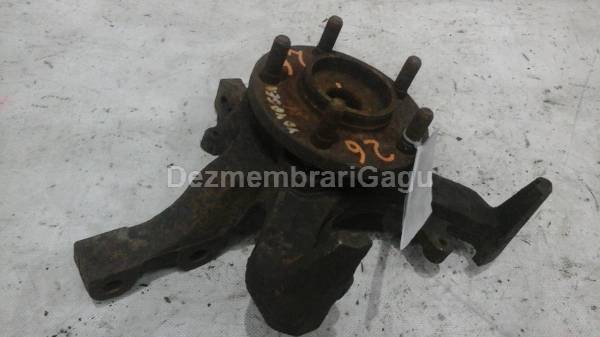 De vanzare fuzeta fata stanga CHRYSLER VOYAGER