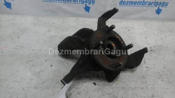 Fuzeta fata dreapta FORD FOCUS I (1998-2004)