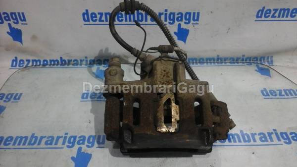 De vanzare etrier fata dreapta PEUGEOT 806 second hand