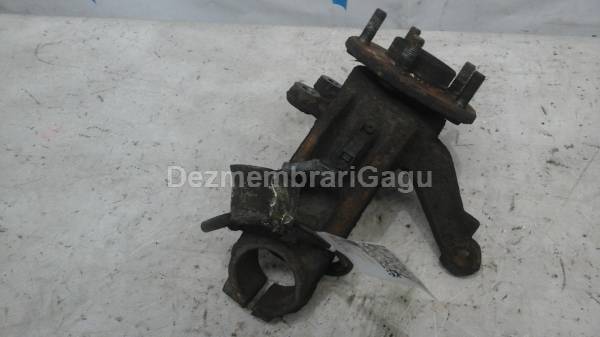 De vanzare fuzeta fata dreapta FORD MONDEO III (2000-)