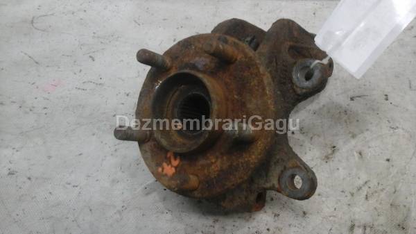 De vanzare fuzeta fata dreapta FORD MONDEO III (2000-)