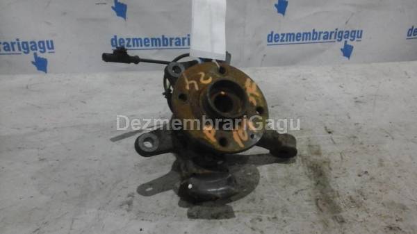 De vanzare fuzeta fata stanga PEUGEOT 107