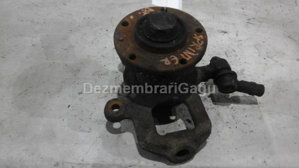 De vanzare fuzeta fata dreapta MERCEDES SPRINTER 4T (1995-2006)