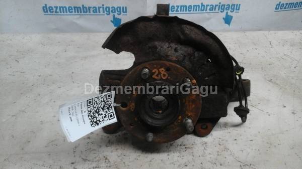 Fuzeta fata dreapta Kia Carnival I