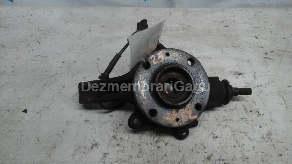 Vand fuzeta fata dreapta PEUGEOT 307