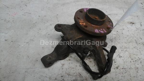Fuzeta fata dreapta RENAULT MEGANE I (1996-2003)