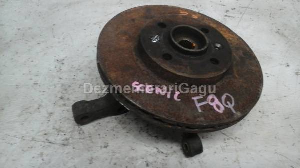 Vand fuzeta fata dreapta RENAULT SCENIC II (2003-)
