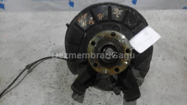 Fuzeta fata stanga VOLKSWAGEN GOLF V (2003-), 1.6 Benzina, 85 KW