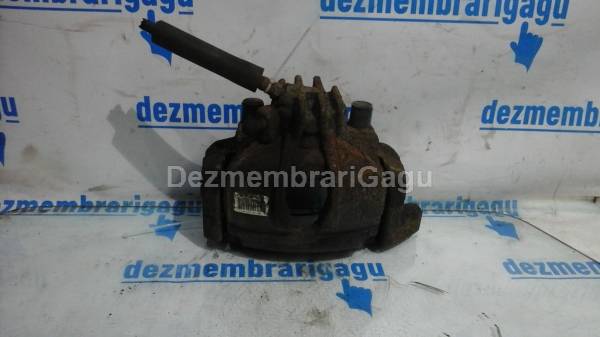 De vanzare etrier fata dreapta PEUGEOT 307 Benzina second hand