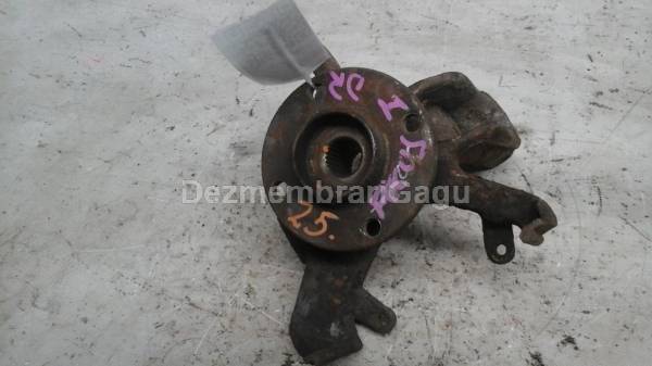 Fuzeta fata dreapta FORD FOCUS I (1998-2004)