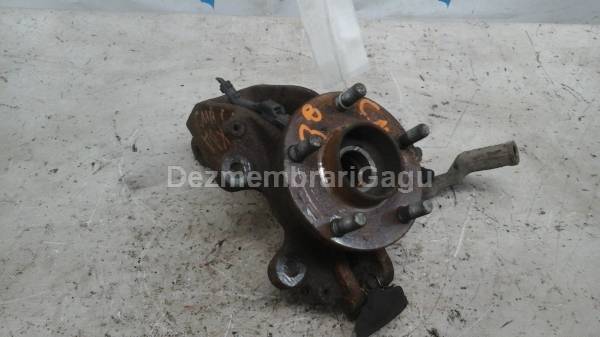 De vanzare fuzeta fata stanga FORD FOCUS C-MAX