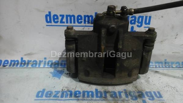 De vanzare etrier fata stanga TOYOTA COROLLA / E12 (2002-)
