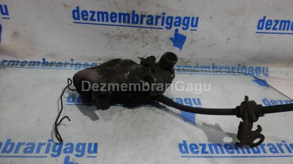 De vanzare etrier fata dreapta MAZDA 3