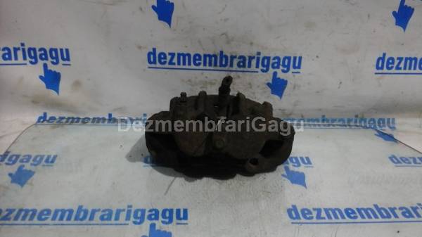 Etrier fata dreapta Nissan Terrano I