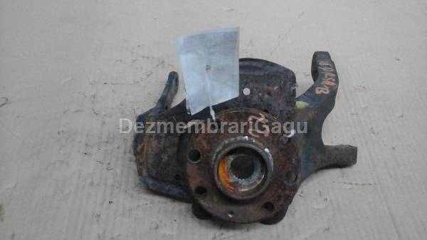 Vand fuzeta fata dreapta OPEL CORSA B (1993-2000) din dezmembrari