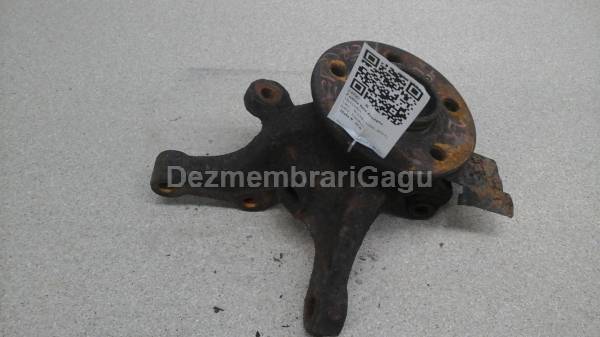Fuzeta fata dreapta Mercedes Vito / W638
