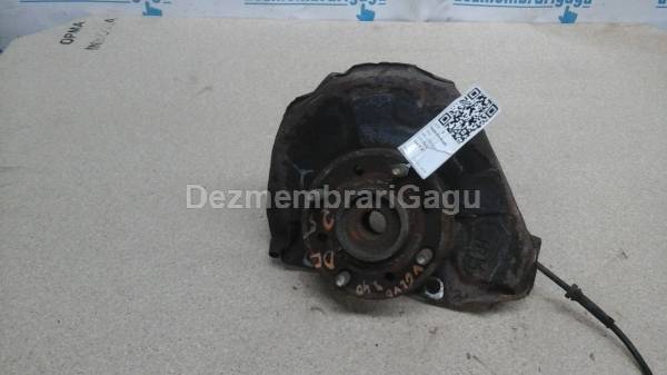 De vanzare fuzeta fata dreapta VOLVO S40 I (1995-2003)