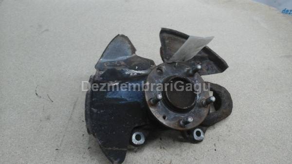 De vanzare fuzeta fata dreapta MAZDA RX 8