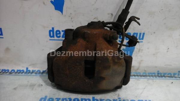 De vanzare etrier fata dreapta VOLKSWAGEN PASSAT / 3B3 - 3B6 (2000-2005) second hand