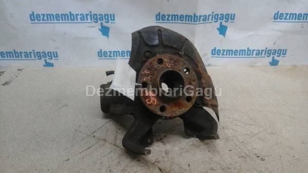 De vanzare fuzeta fata stanga VOLKSWAGEN GOLF IV (1997-2005)