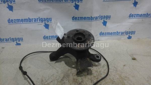 De vanzare fuzeta fata dreapta MERCEDES VITO / W639 (2003-)