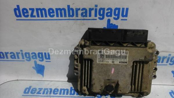 De vanzare calculator motor ecm ecu OPEL ZAFIRA (2005-), 1.9 Diesel, 88 KW second hand