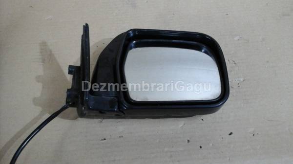 De vanzare oglinda dreapta TOYOTA HILUX / N (1984-)