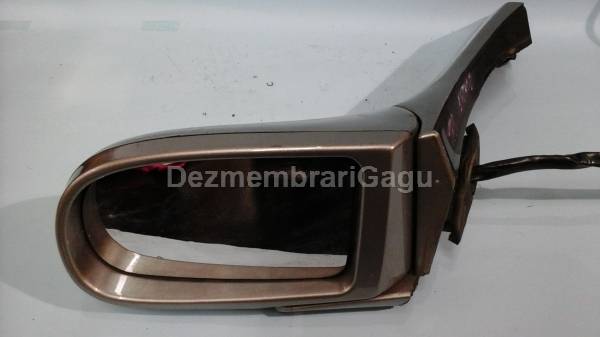 Oglinda stanga Renault 9
