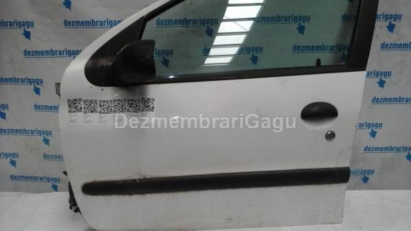 Vand geam usa sf PEUGEOT 206 din dezmembrari