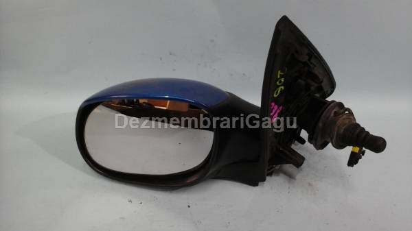 Oglinda stanga PEUGEOT 206