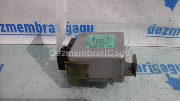 Calculator directie Renault 9