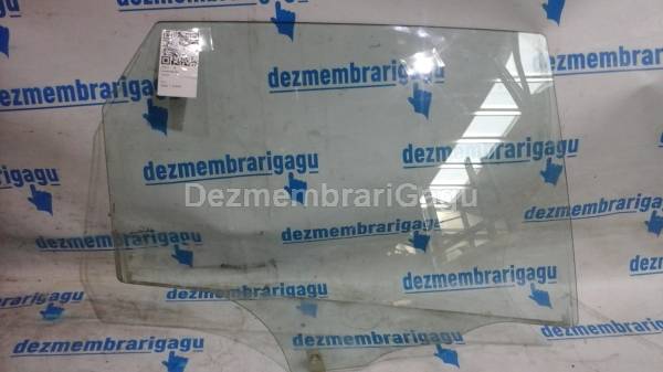 De vanzare geam usa ds MAZDA 3