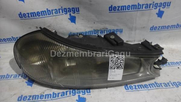Vand far dreapta FORD MONDEO II (1996-2000) Benzina din dezmembrari