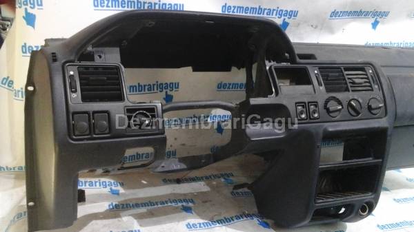De vanzare plansa bord FORD ESCORT VI (1992-1995)