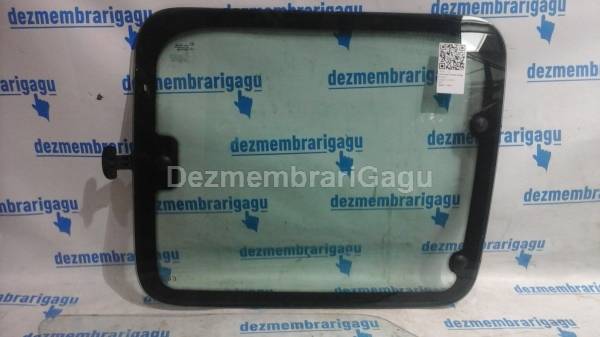 Geam usa batanta stanga Renault 9