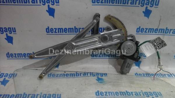 De vanzare macara geam sf SUZUKI IGNIS (2000-2003)