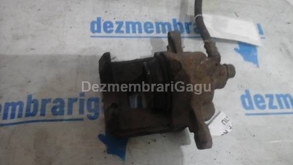 De vanzare etrier fata stanga SUZUKI IGNIS (2000-2003)