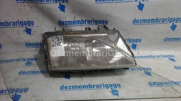 De vanzare far dreapta PEUGEOT 806