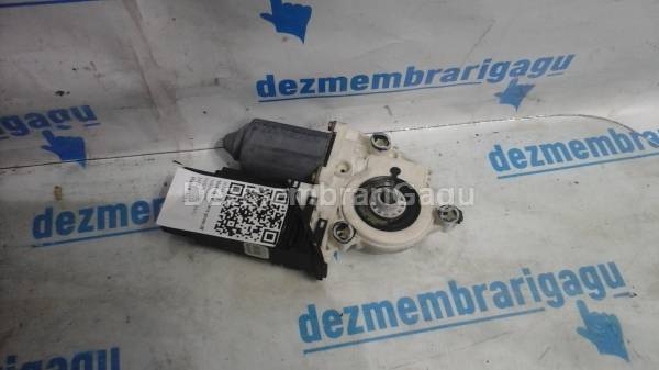 Vand motoras macara geam df VOLKSWAGEN GOLF IV (1997-2005) din dezmembrari